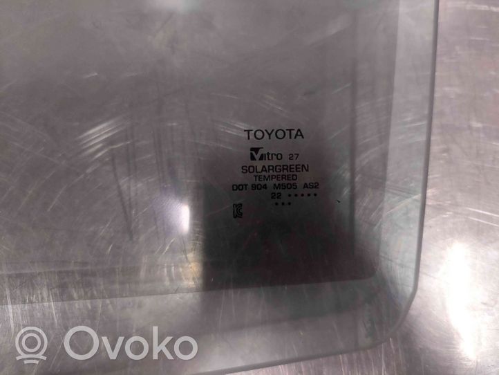 Toyota Sienna XL40 IV priekšējo durvju stikls (četrdurvju mašīnai) 