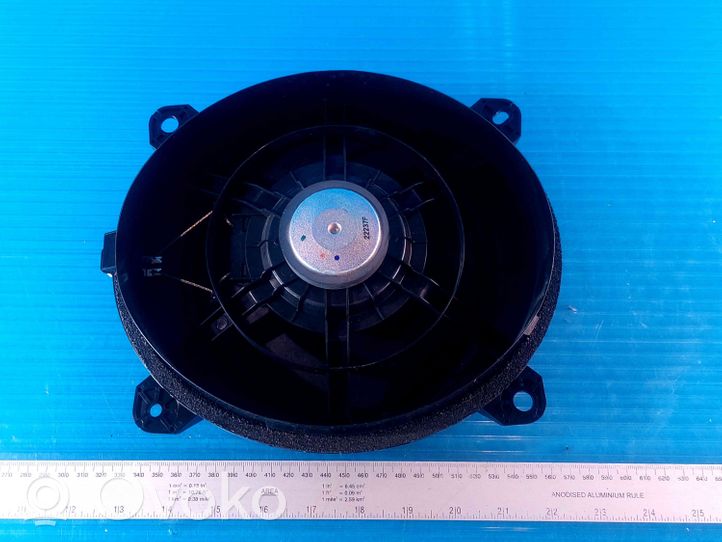 Toyota Sienna XL40 IV Haut-parleur de porte avant 861600E340