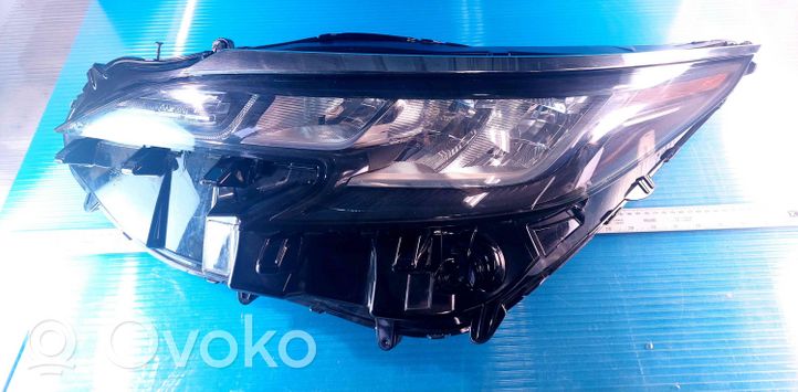 Toyota Sienna XL40 IV Faro/fanale 8115008100