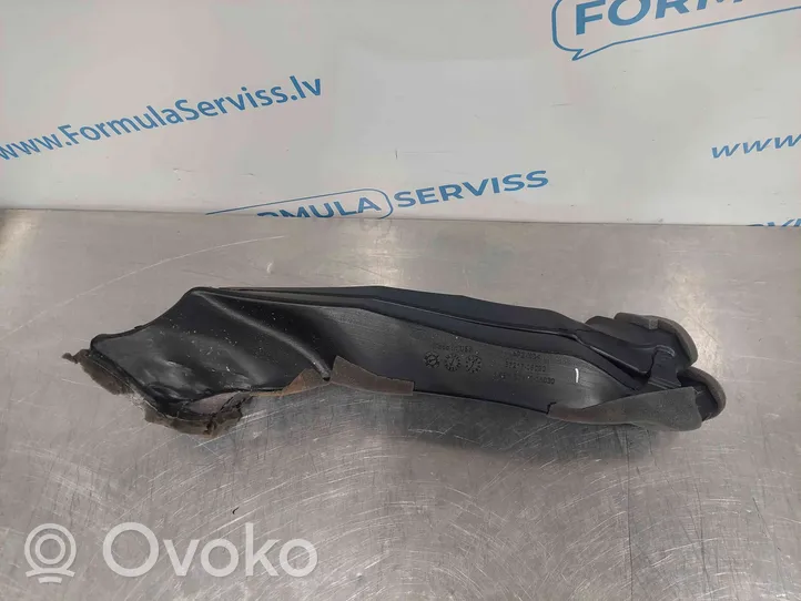 Toyota Sienna XL40 IV Ohjaamon sisäilman ilmakanava 8721708020