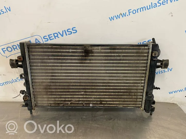 Opel Astra H Radiatore di raffreddamento AC568495