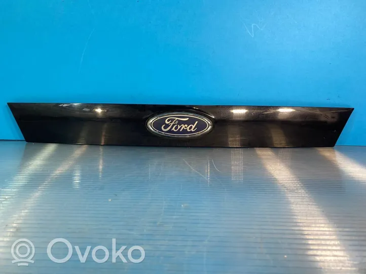 Ford Mondeo MK IV Takaluukun koristelista 7S71402B34A