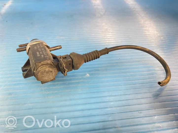 Audi A6 S6 C4 4A Electroválvula del turbo 1H0906627