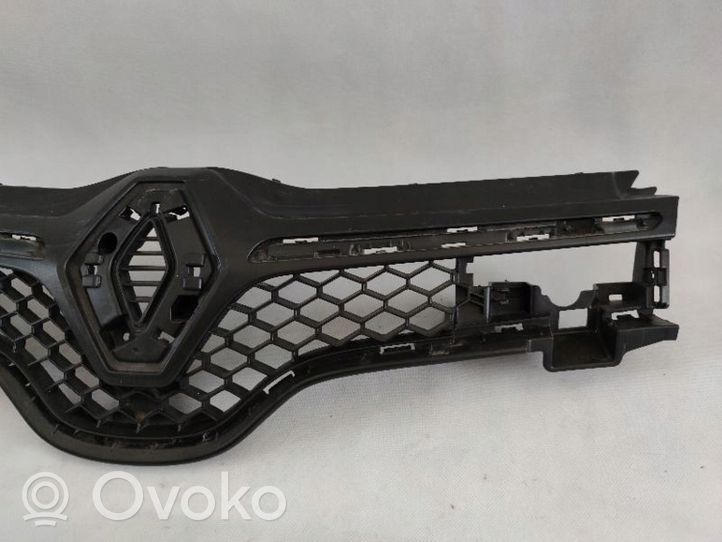 Renault Twingo III Maskownica / Grill / Atrapa górna chłodnicy 622566433R