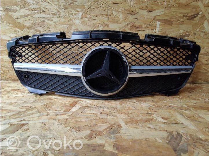 Mercedes-Benz SLK R172 Atrapa chłodnicy / Grill A1728880160