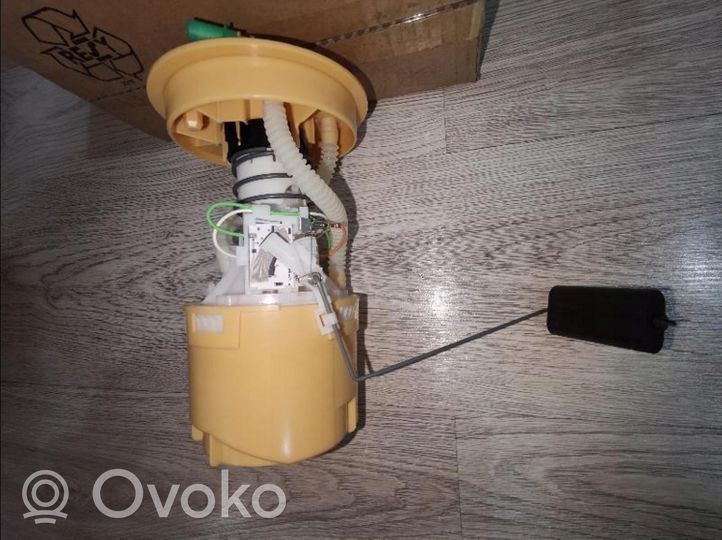 Volvo C30 Capteur niveau de carburant 30794767