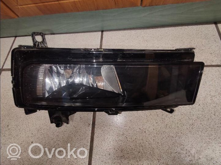 Volkswagen Touran III Światło przeciwmgielne tylne 5TA 941 662 A