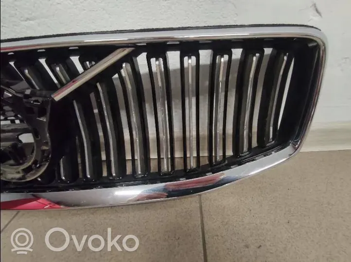 Volvo V60 Atrapa chłodnicy / Grill 31479295