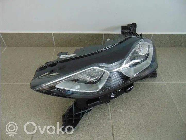 Citroen DS3 Lampa przednia 9820840880