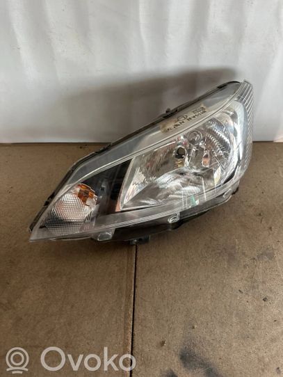 Coque De Phare Avant De Voiture Compatible Avec Nissan NV200 2010 2011