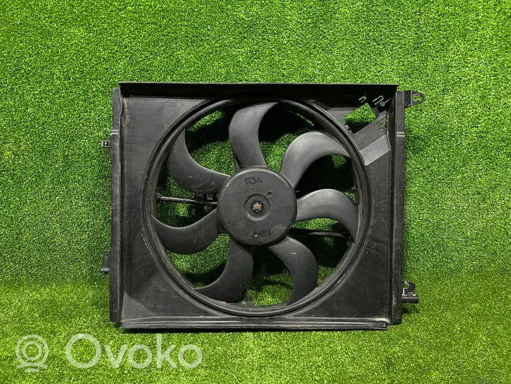 Renault Megane IV Ventilateur de refroidissement de radiateur électrique 214816117R