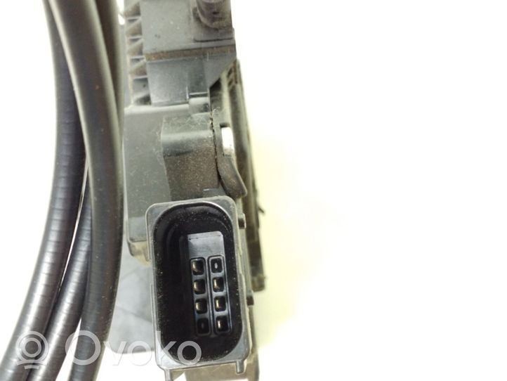 Citroen Jumper Sliding door lock 1361348080