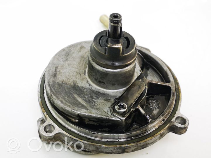 Mercedes-Benz Vaneo W414 Vacuum pump A6682300165