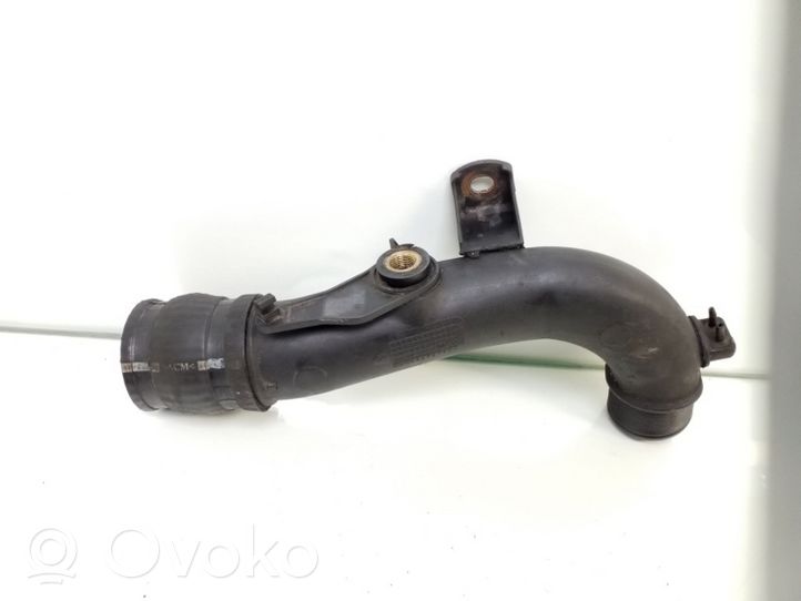 Toyota Avensis T250 Tube d'admission de tuyau de refroidisseur intermédiaire 173620R010