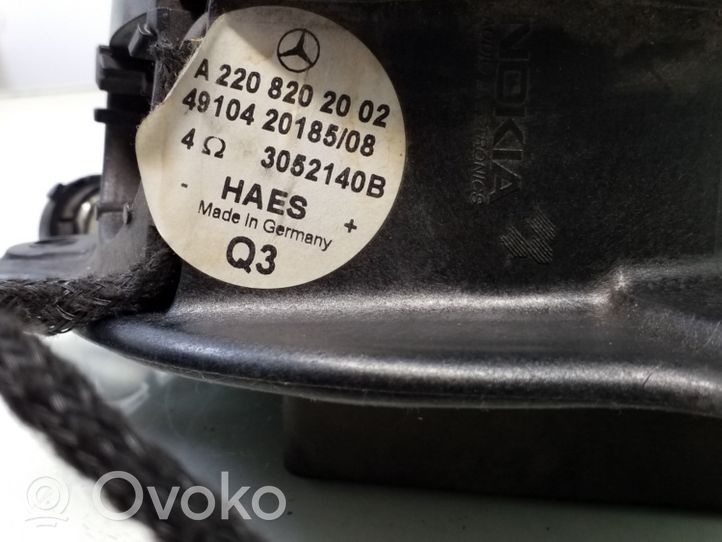 Mercedes-Benz S W220 Takaoven kaiutin A2208202002