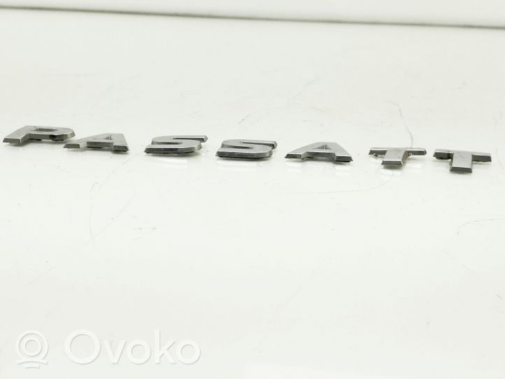 Volkswagen PASSAT B7 USA Gamintojo ženkliukas/ modelio raidės 