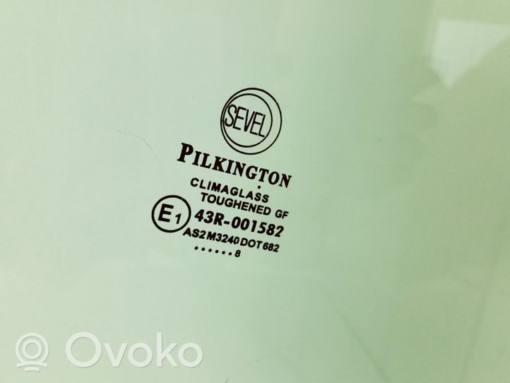 Fiat Ducato Front door window/glass (coupe) 43R001582