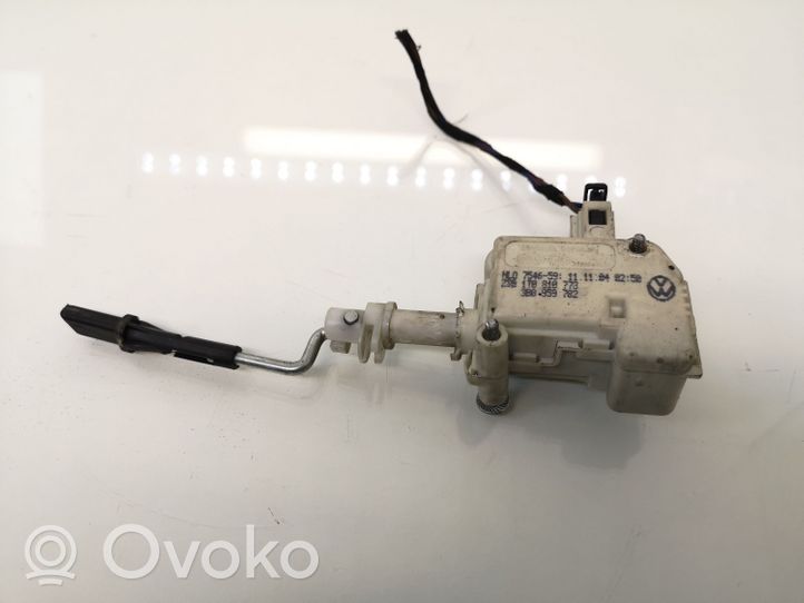 Volkswagen Touran I Fuel tank cap lock motor 1T0810773