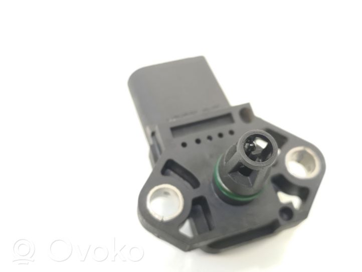 Volkswagen PASSAT B6 Intake air temperature sensor 038906051B