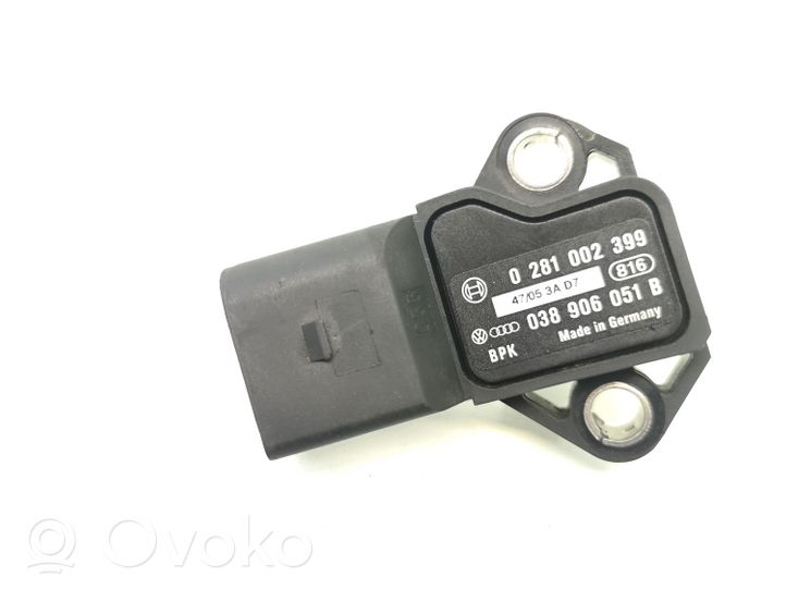 Volkswagen PASSAT B6 Intake air temperature sensor 038906051B