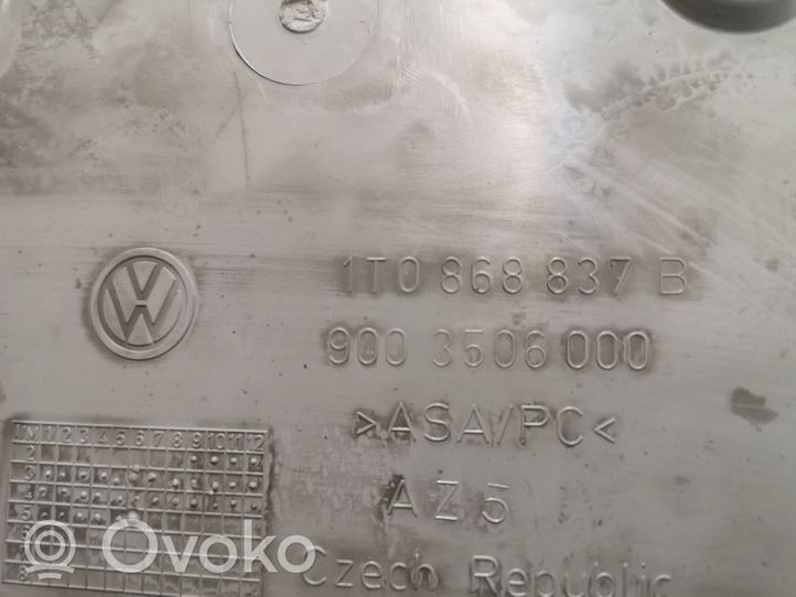 Volkswagen Touran I Daiktadežė lubų 1T0868837B