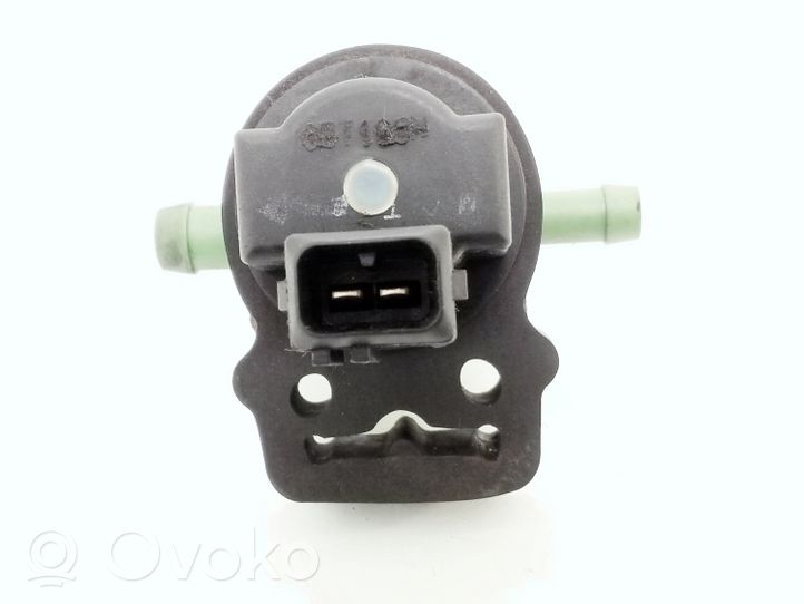 Mercedes-Benz E W211 Vacuum valve 0004703893