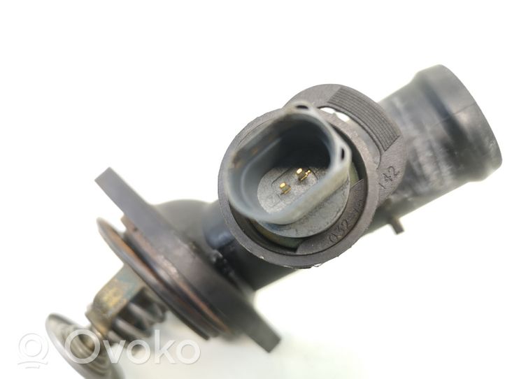 Volkswagen Caddy Boîtier de thermostat / thermostat 03G121121D