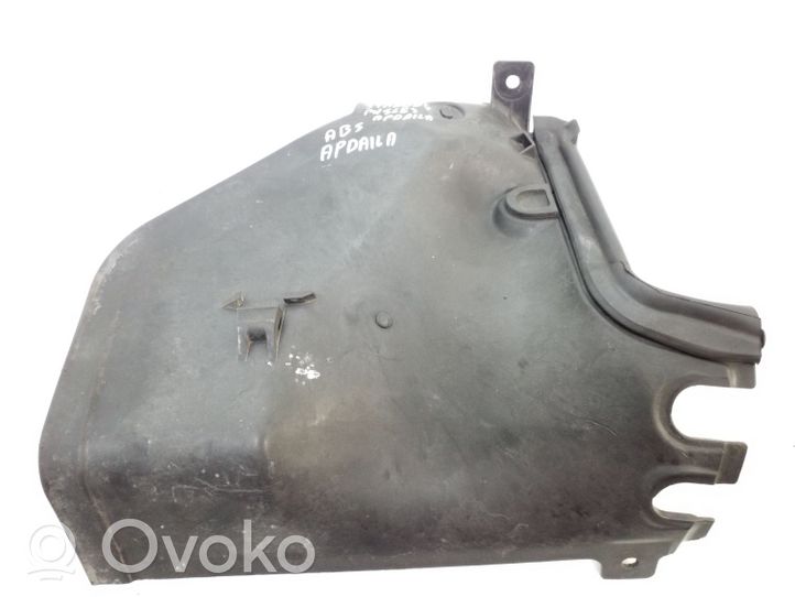 BMW 3 E46 Kita variklio skyriaus detalė 8202799