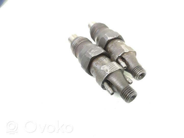 Volkswagen Golf I Injecteur de carburant 861170