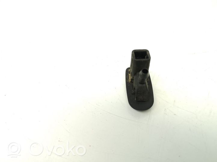 Ford Cougar Ugello a spruzzo lavavetri per parabrezza 98BG17666