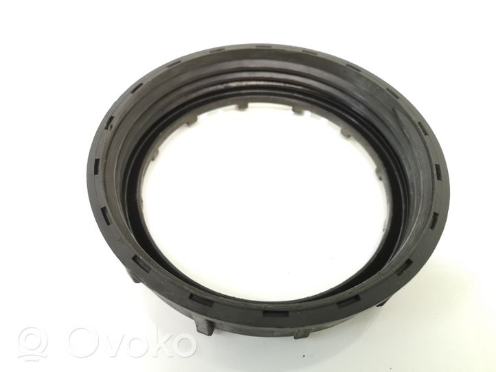 Volkswagen PASSAT B5.5 Anello/dado di bloccaggio della vite della pompa del carburante nel serbatoio 321201375A