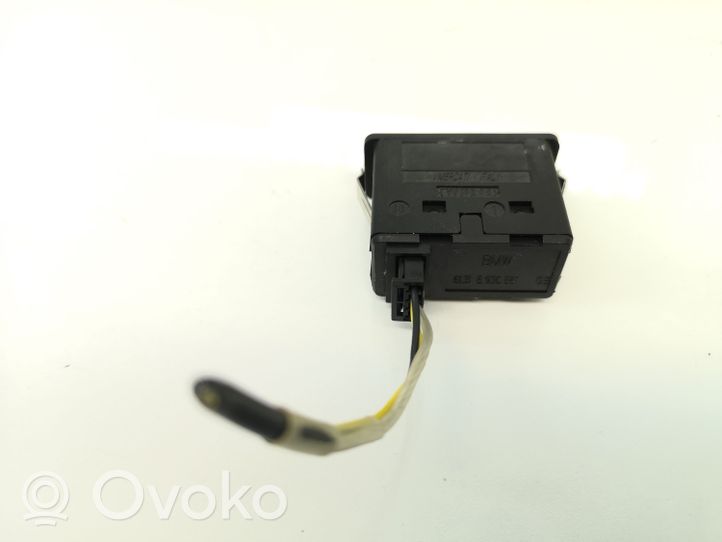 Mini One - Cooper Clubman R55 Câble adaptateur AUX 6930561