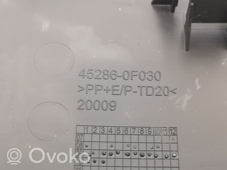 Toyota Verso Lenkradverkleidung 452860F030