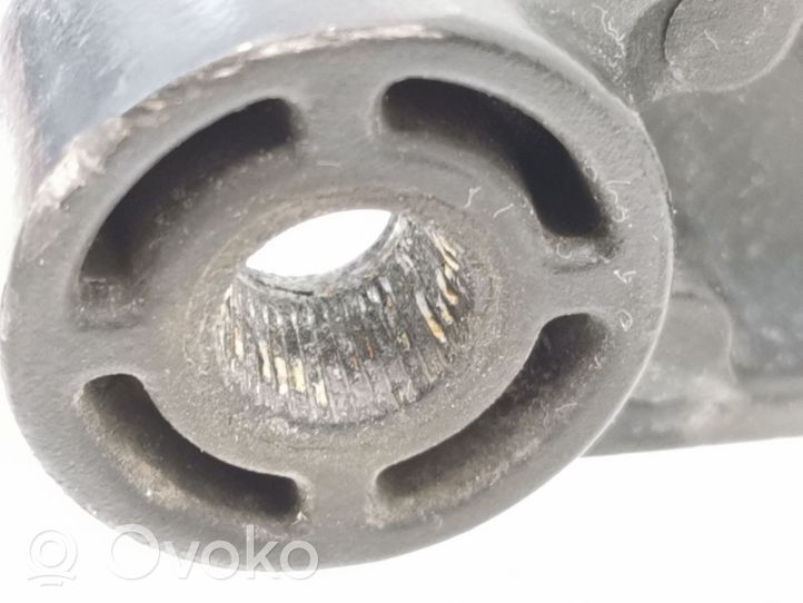 Opel Zafira B Priekinio stiklo valytuvų kojelė 13145563