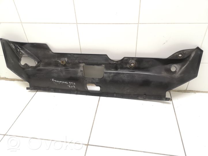 Mitsubishi ASX Radiatoru dekoratīvā apdare 6400V948