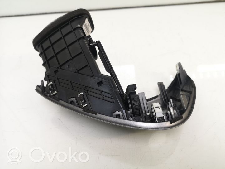 Hyundai ix35 Griglia di ventilazione centrale cruscotto 974102S000