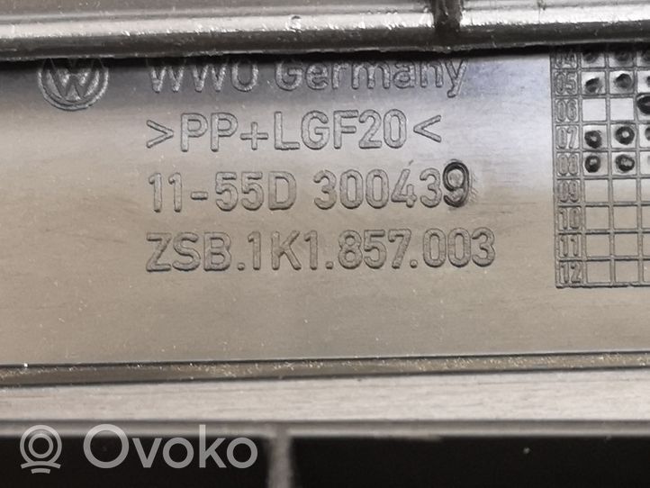 Volkswagen Golf V Tableau de bord 1K1857181A