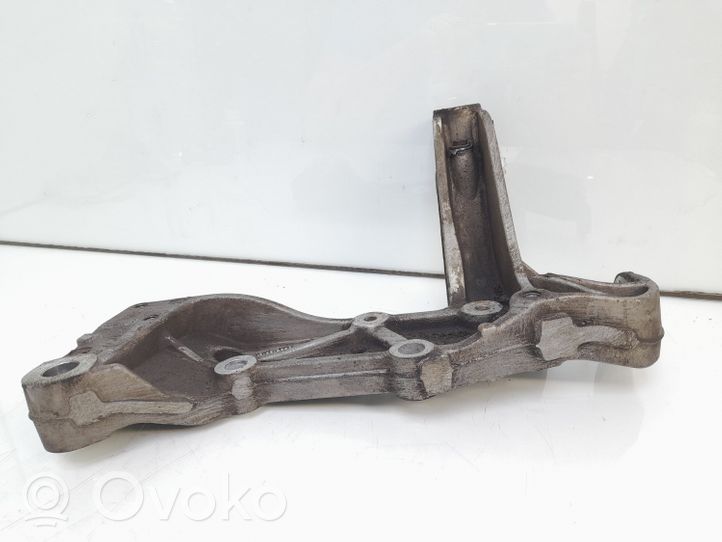 Volkswagen Jetta V Front lower control arm/wishbone 1K0199295F