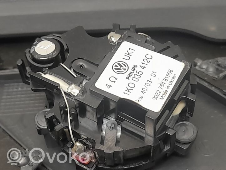 Volkswagen Golf V Takaoven verhoilu 1K6867487