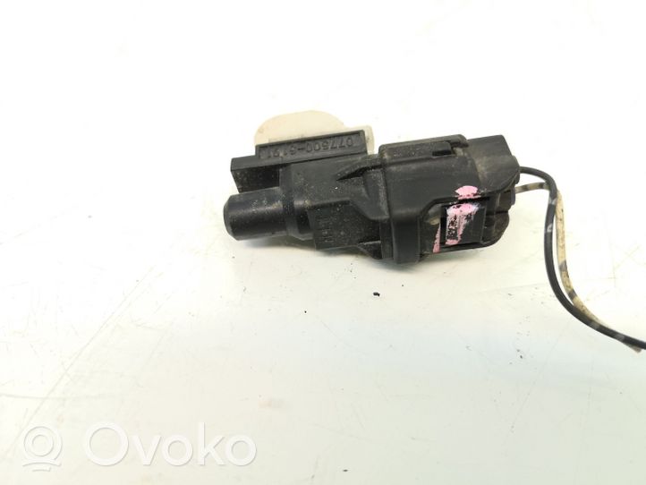 Toyota Yaris Sensor de temperatura interna/externa 0775005191