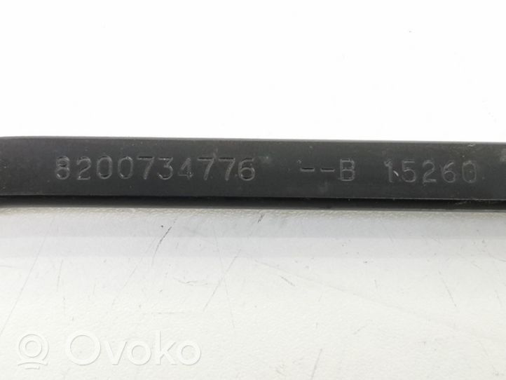 Renault Master III Windshield/front glass wiper blade 8200734776