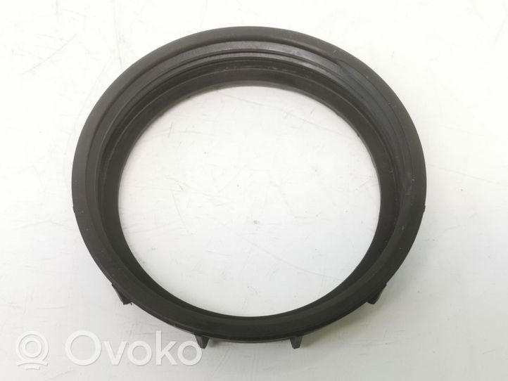 Renault Trafic II (X83) Bague de verrouillage pour réservoir de carburant 45298