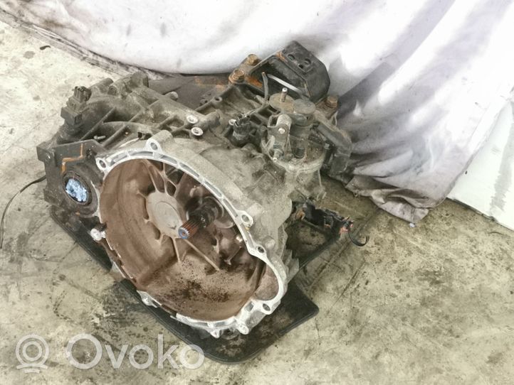 Hyundai i30 Mechaninė 6 pavarų dėžė ZH04