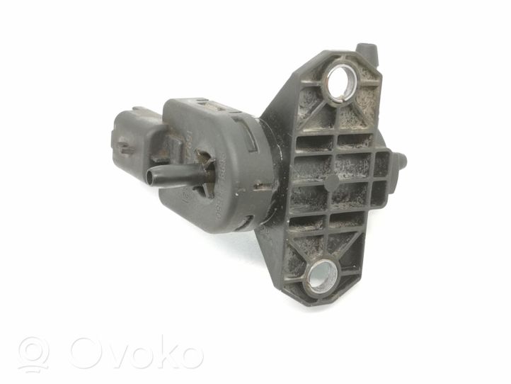 Ford Focus Vacuum valve 9688124580