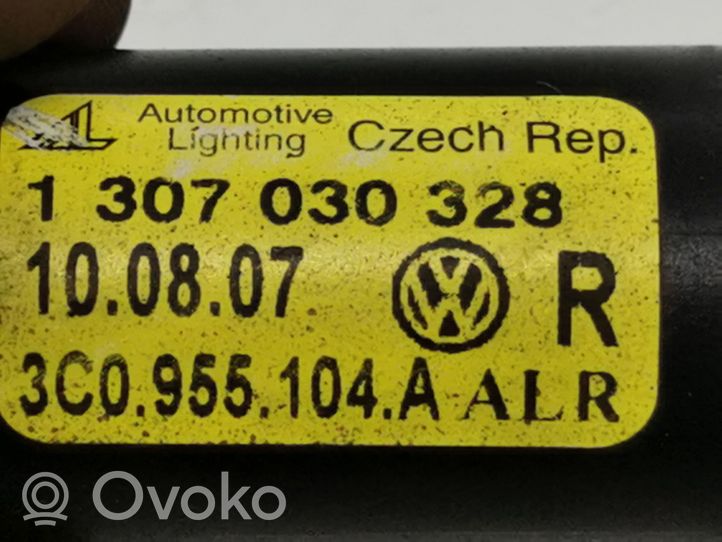 Volkswagen PASSAT B6 Dysza spryskiwacza lampy przedniej 3C0955104A