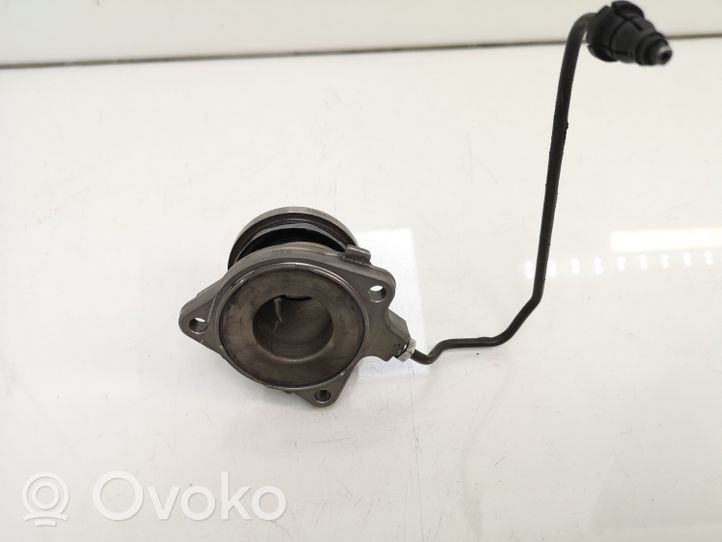 Opel Astra J Pomocniczy cylinder łożyska wciskowego sprzęgła 55563646