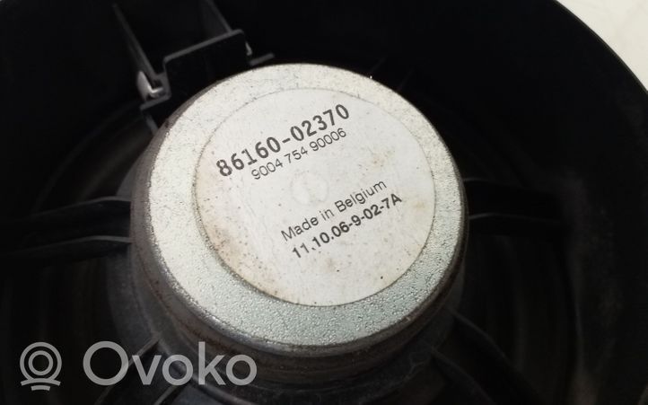 Toyota Avensis T250 Etuoven kaiutin 8616002370