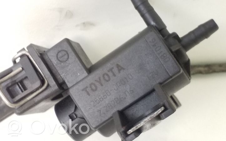 Toyota Avensis T250 Electroválvula del turbo 258600R010