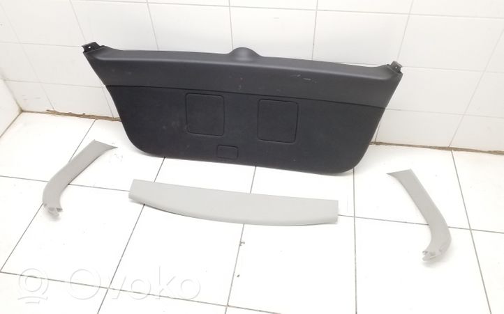 Toyota Avensis T250 Set rivestimento portellone posteriore/bagagliaio 6479005030