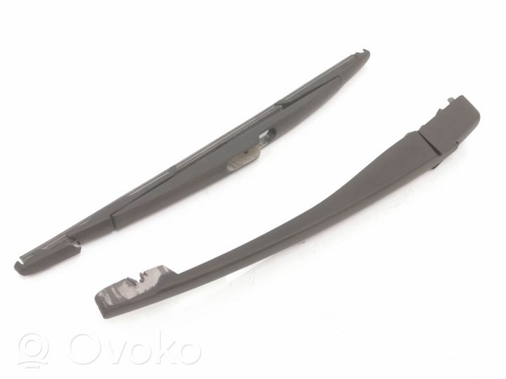 Opel Zafira B Rear wiper blade 13145552